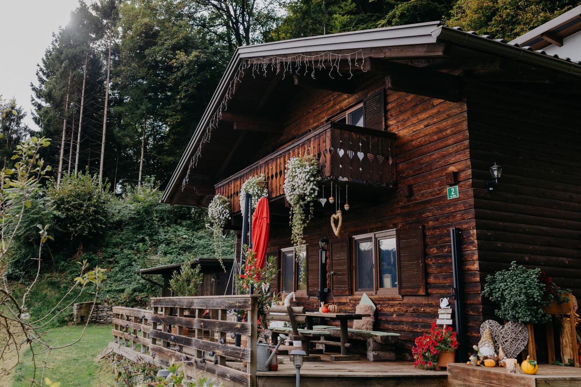 Knusperhaeuschen Villa Sattendorf Exteriör bild